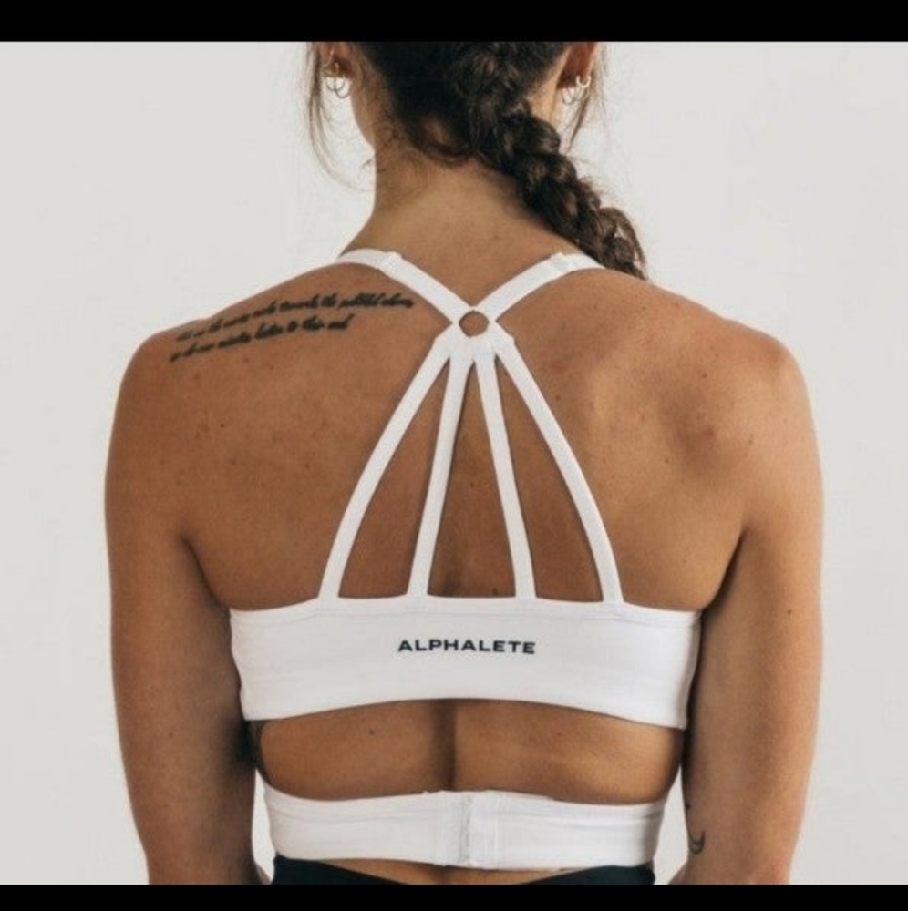 Alphalete wrap bra